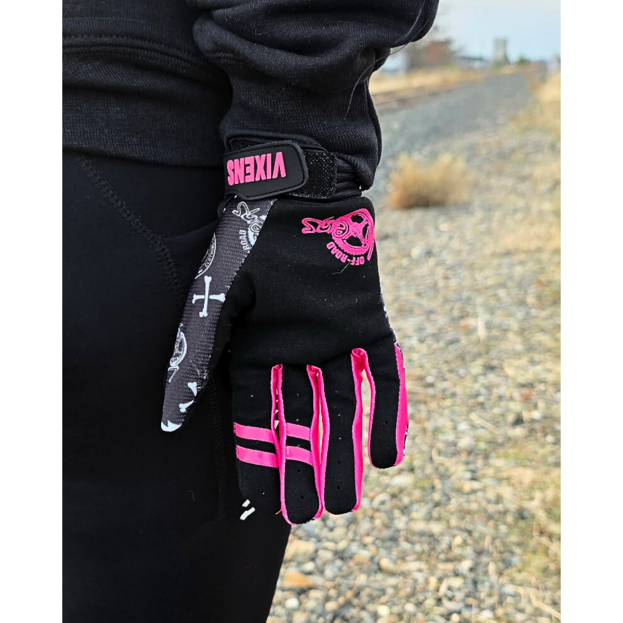 BE EPIC MX GLOVES