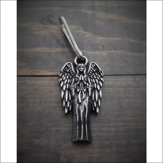 ANGEL ZIPPER PULL
