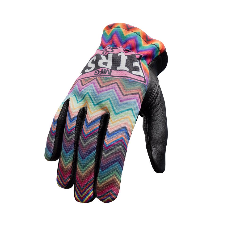 CLUTCH MULTI COLOR GLOVES